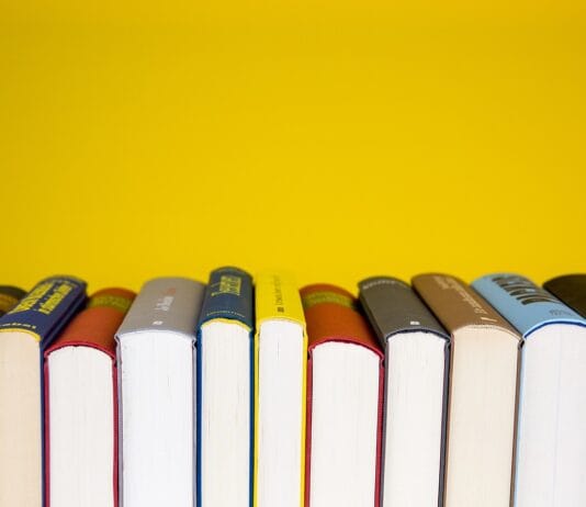 Jak zrobić własną lampę lawową?